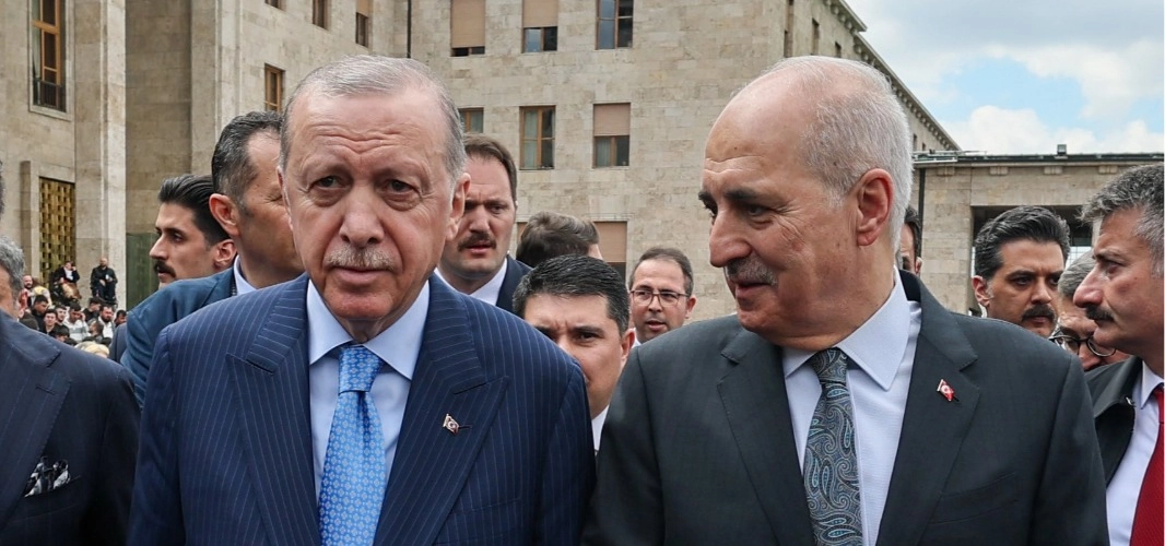 Meclis’te sürpriz görüşme: Cumhurbaşkanı Erdoğan ile Kurtulmuş’un gündemi ortaya çıktı