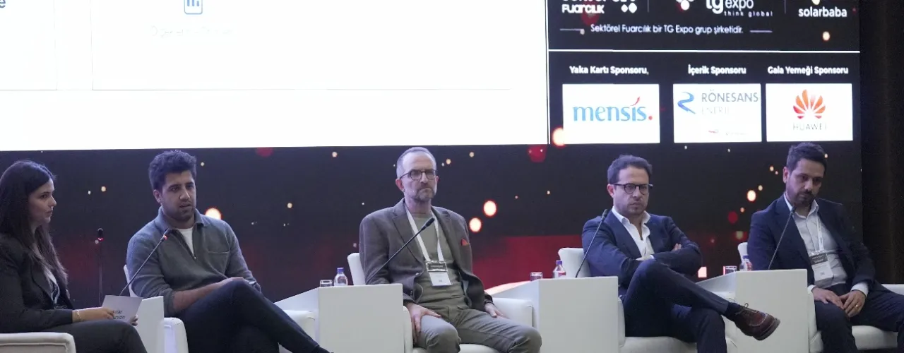 Güneş enerjisinde dijital kırılma: SolarVis sektörün dağınık yapısına neşter vurdu