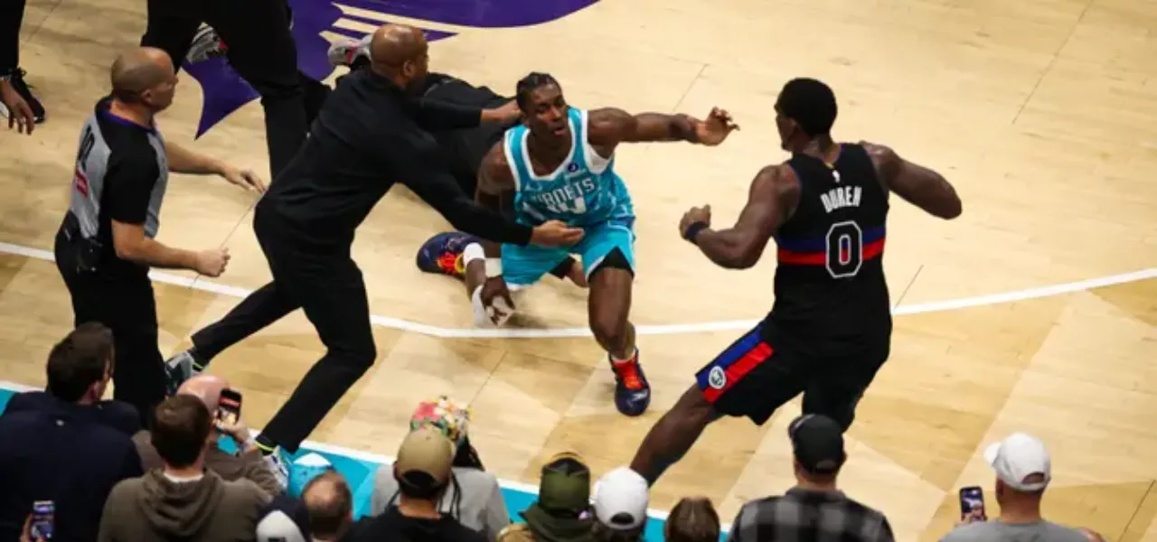 NBA’de gece kavgayla bitti: Pistons Hornets’ı devirdi