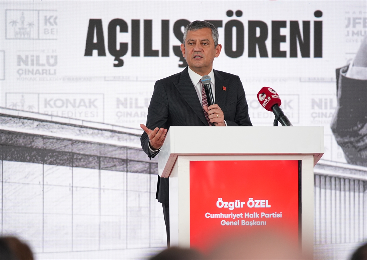 “Bu millet kumpasa gelmez” Özel’den sert sözler