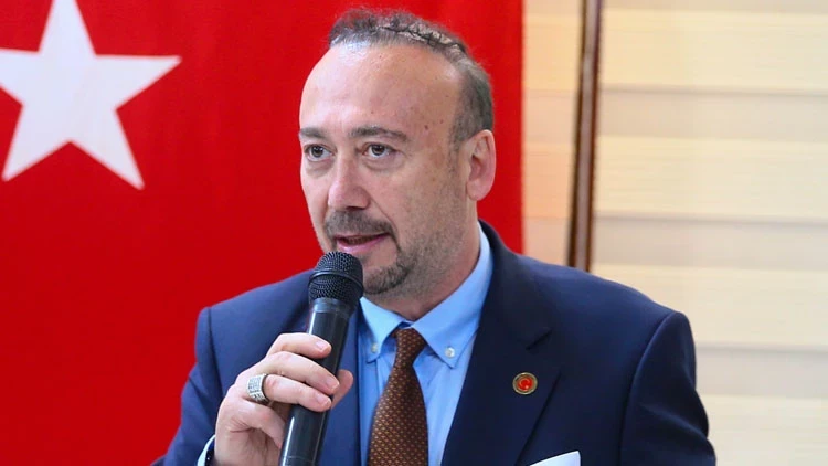 CHP’de deprem: Özkan Yalım için ihraç hamlesi