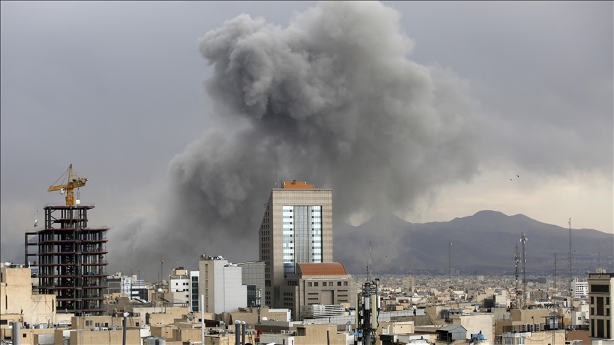 İran’da havalimanı vuruldu: ABD-İsrail iddiası