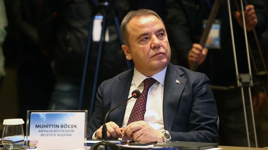 400 milyonluk iddia: Muhittin Böcek için tutuklama kararı