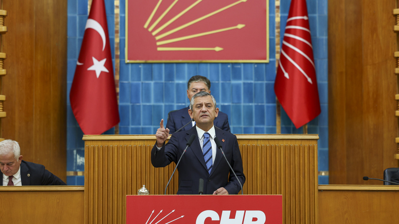 Özgür Özel’den çarpıcı sözler: “Halk eziliyor”