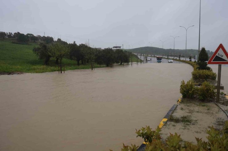 Antakya’da sağanak uyarısı: Eğitime ara verildi