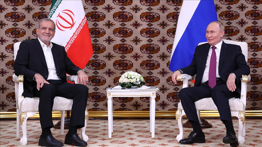 Putin ile Pezeşkiyan görüştü: Gündem Orta Doğu
