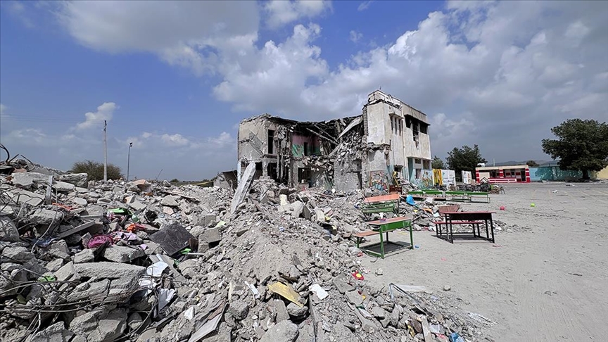 İran’a yönelik saldırılarda 942 okul zarar gördü