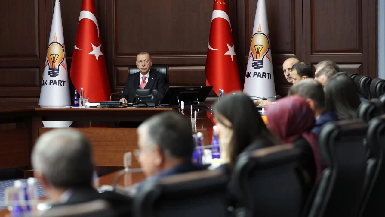 AK Parti MYK Erdoğan başkanlığında toplandı
