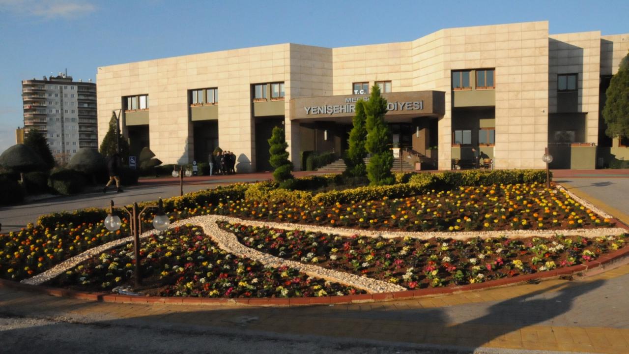 Mersin’de rüşvet depremi: Başkan yardımcısı tutuklu