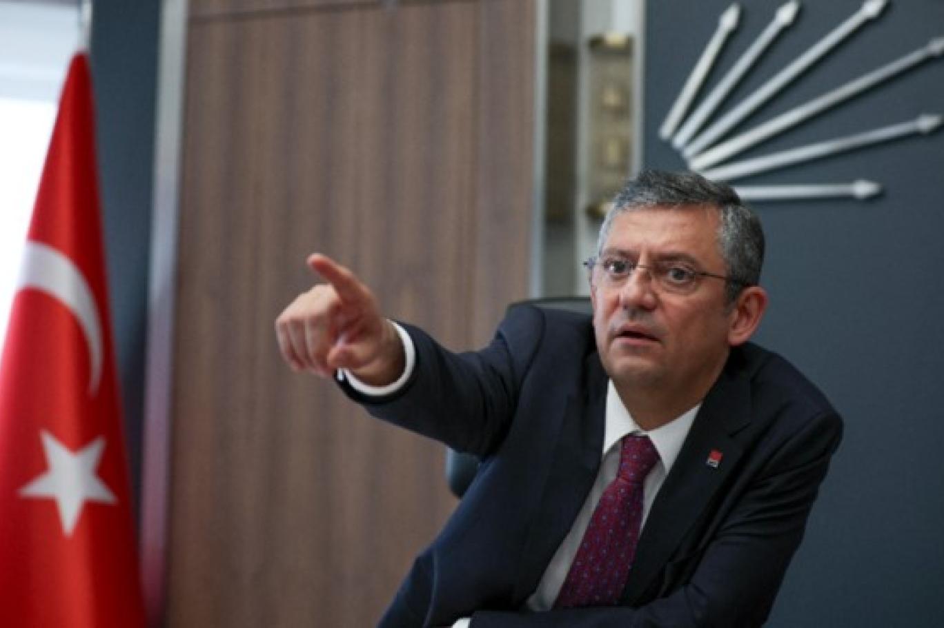 CHP'de kapalı kapılar ardında yoğun trafik