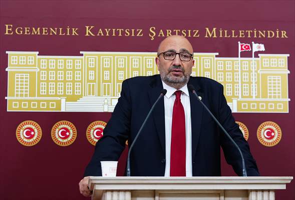 AK Parti'den Bakan Tekin'e destek: Linç kampanyası kabul edilemez