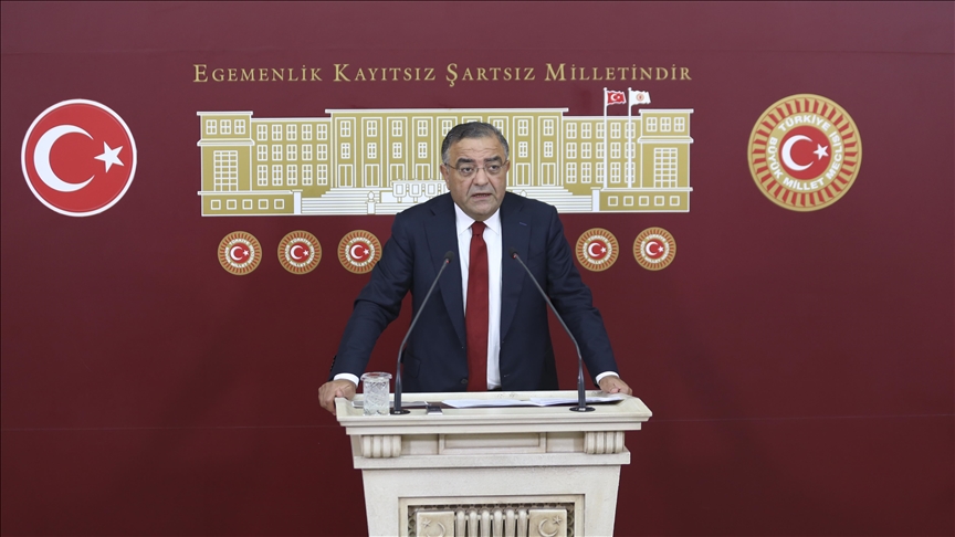 CHP’den eğitim sistemi için Meclis araştırması talebi