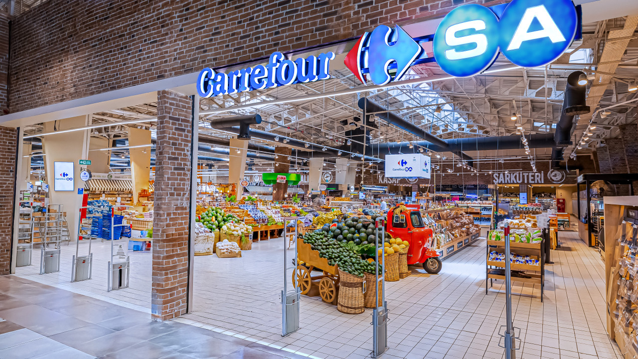 A101, CarrefourSA'yı satın alıyor