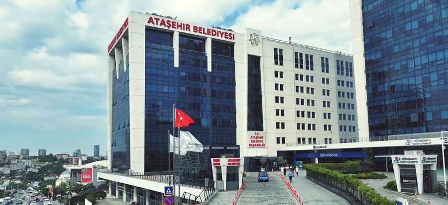 Ataşehir Belediyesi'ne operasyon: Belediye Başkanı gözaltına alındı