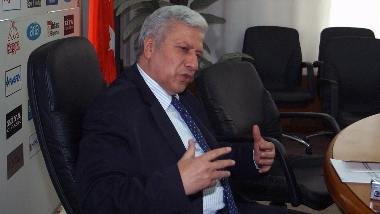 Trabzonspor’un acı günü: Eski başkan Atay Aktuğ vefat etti