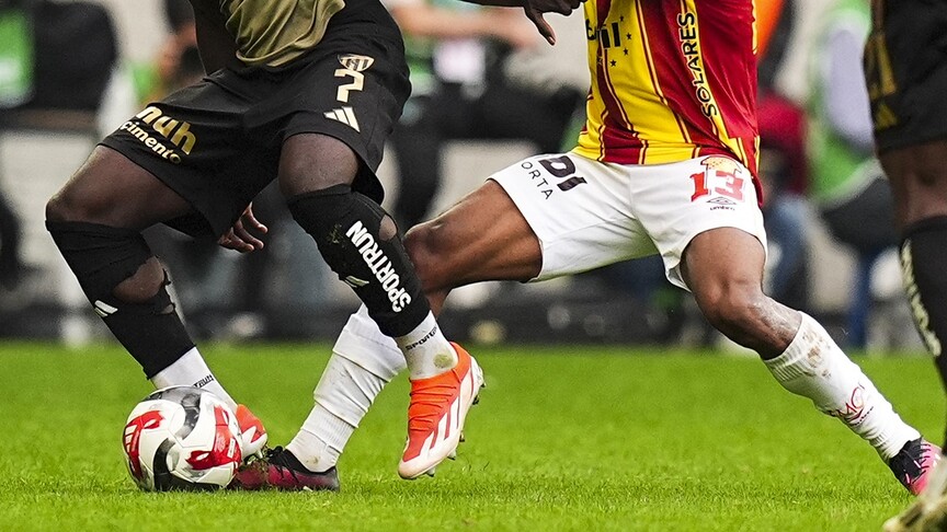 Süper lig hakem kararı tartışma yarattı