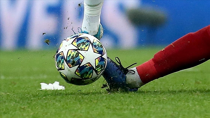 Arsenal sallandı: Manchester City sahada fırtınalar estirdi