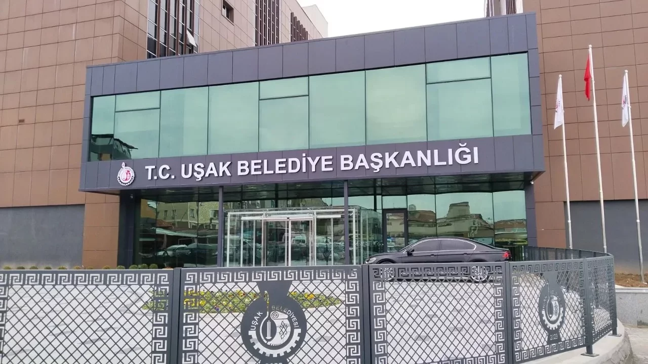 Uşak belediyesi soruşturmasında ikinci dalga: 25 gözaltı