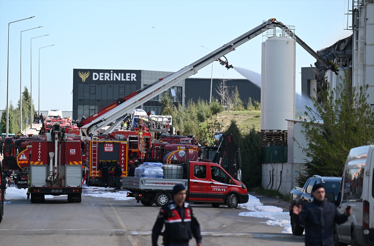 Sincan’daki fabrika yangını söndürüldü: 1 kişi kayıp