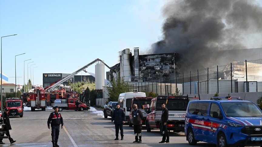 Sincan’da yangın dehşeti: Kayıp işçi hayatını kaybetti