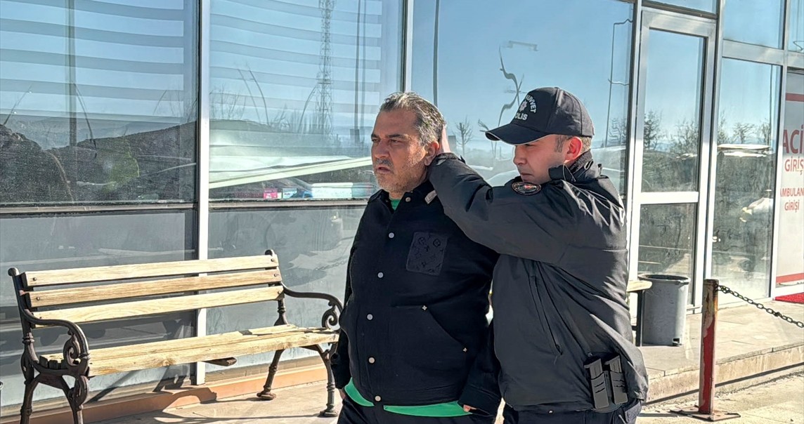 Eşme Belediye Başkanı Yılmaz Tozan görevden uzaklaştırıldı