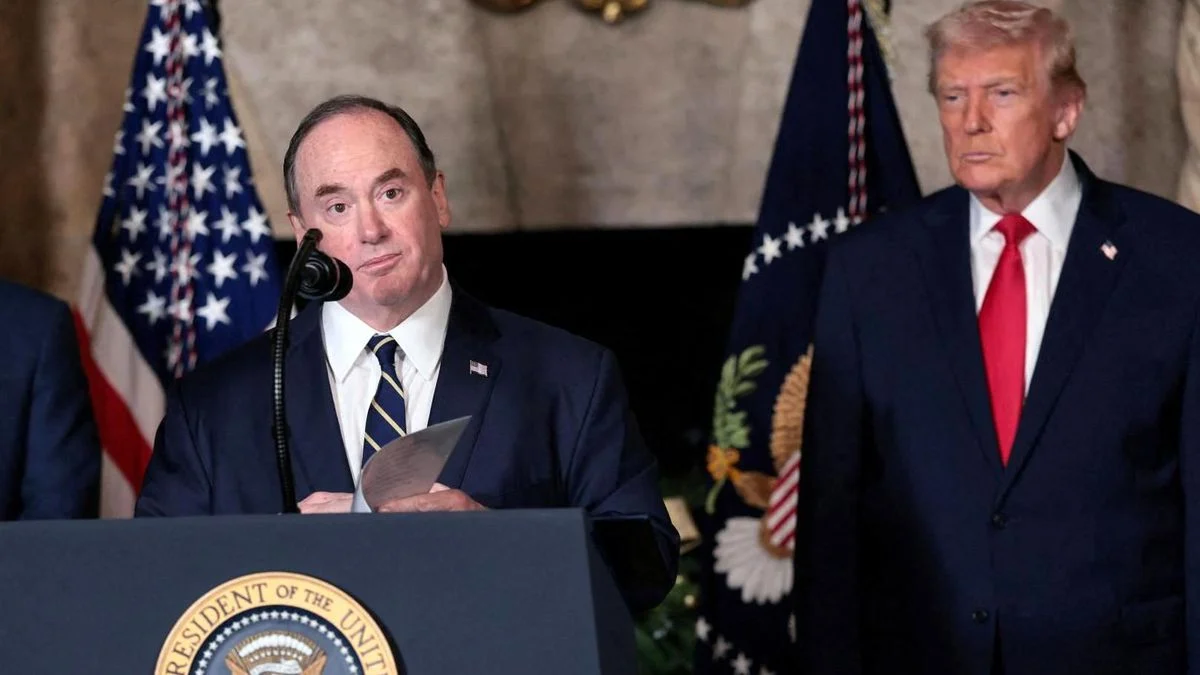 Pentagon’da sarsıntı: Donanma sekreteri aniden görevden ayrıldı