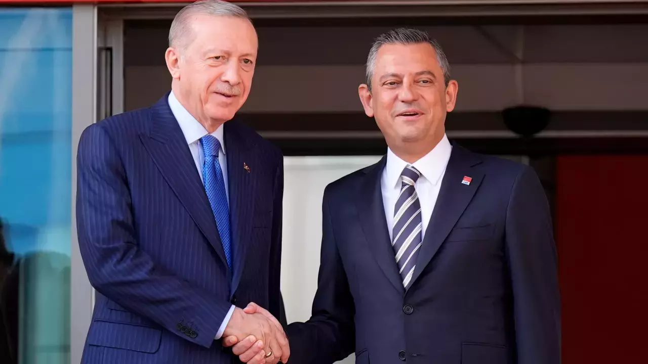 Erdoğan’dan sürpriz çıkış: “Özgür Özel ile neden görüşmeyelim?”