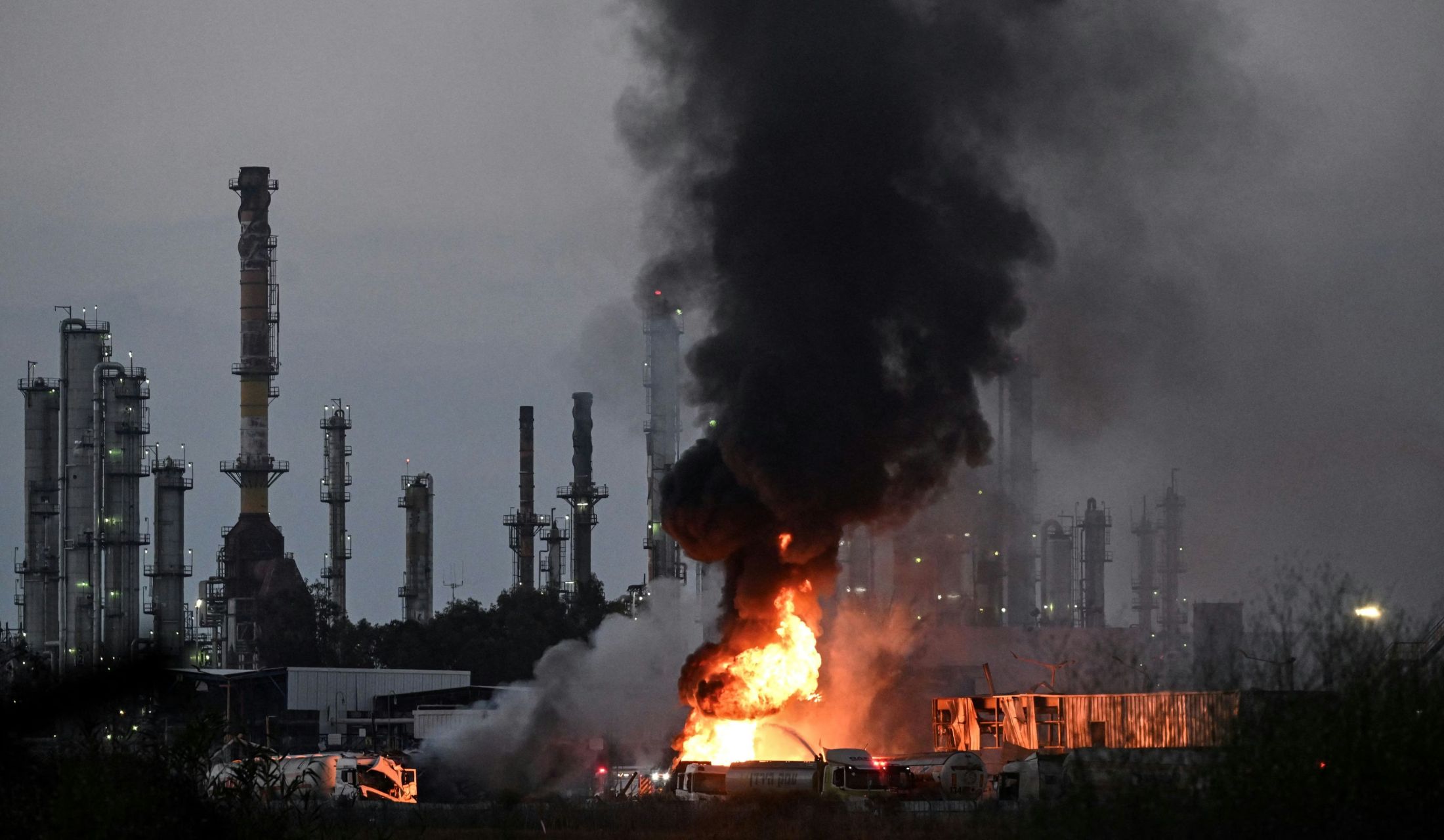 İran-İsrail hattında tansiyon yükseldi