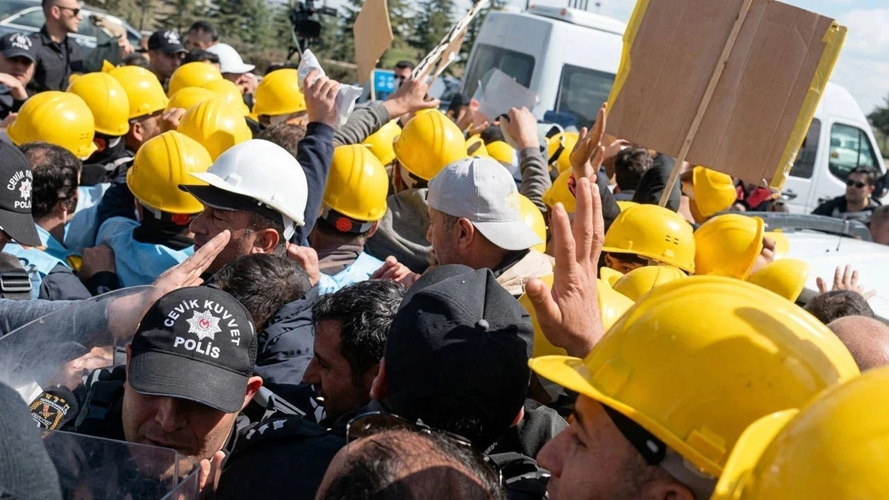 Madenci işçilere gazlı müdahale tartışma yarattı