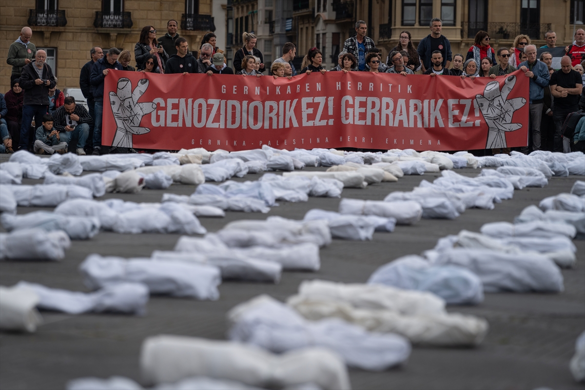 İspanya’da Gazze için sokaklar doldu, binlerce kişi yürüdü