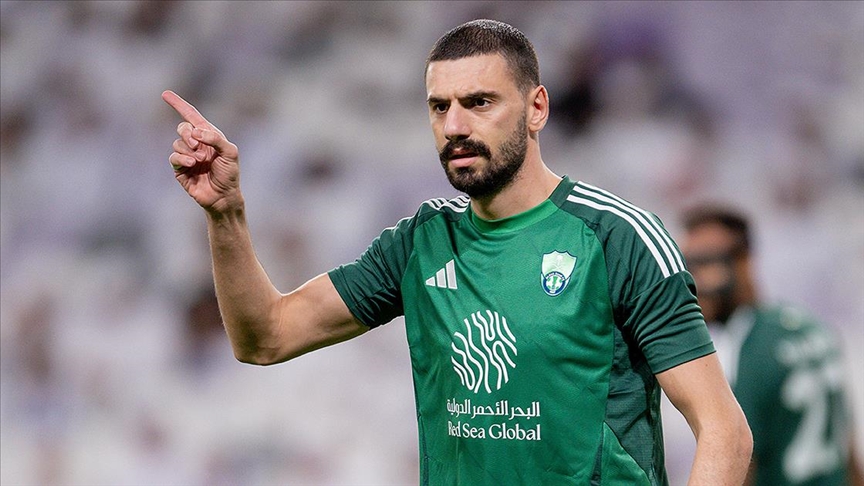 Merih Demiral tarihe geçti, Al Ahli Asya şampiyonu oldu