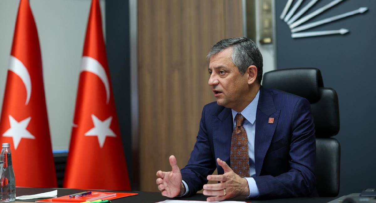 Özgür Özel’den Seçim Tarihi Çıkışı: “En Geç 2027 Ekim” ve CHP’nin Kampanya Planı
