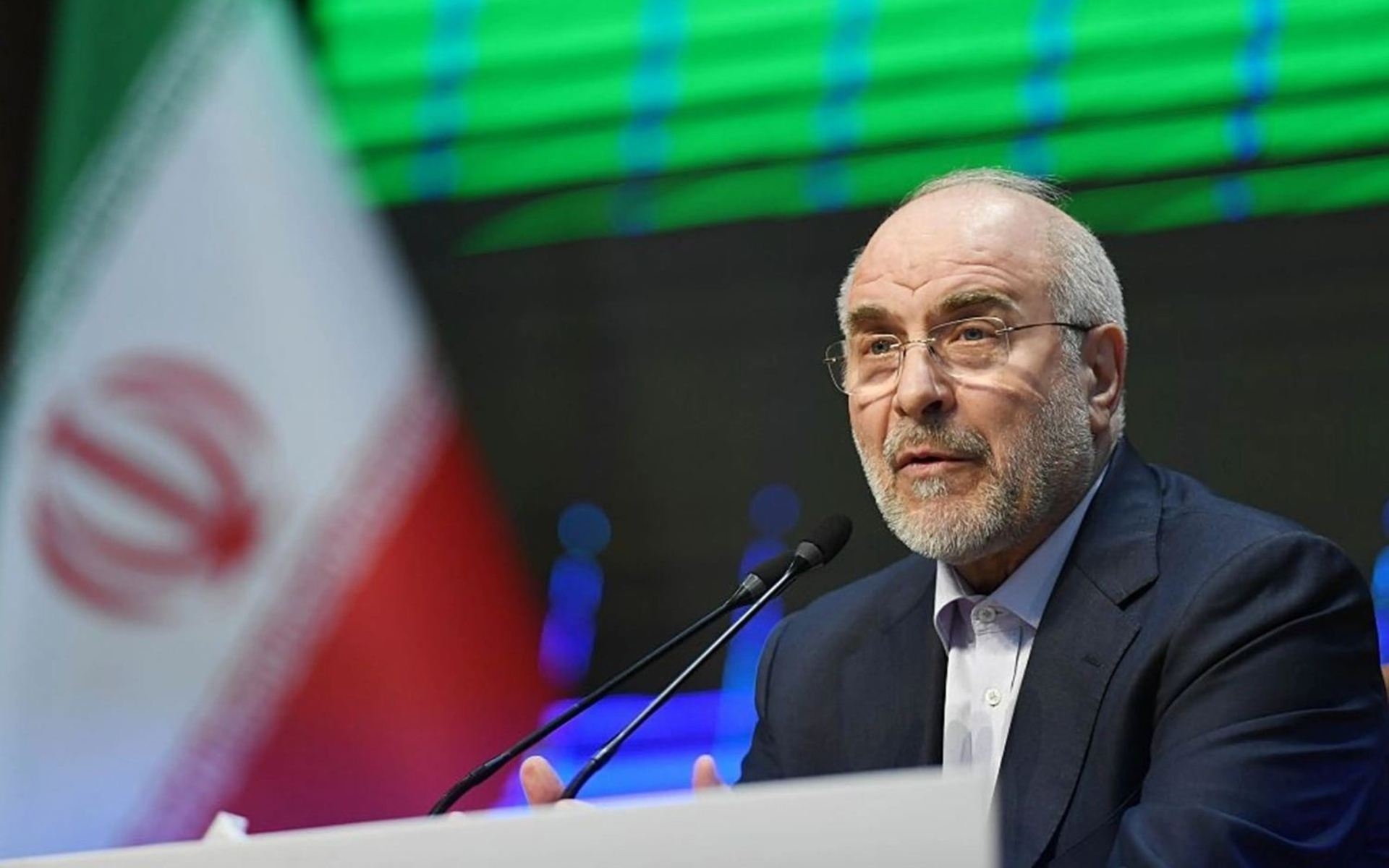 İran’dan dış baskılara karşı sert mesaj