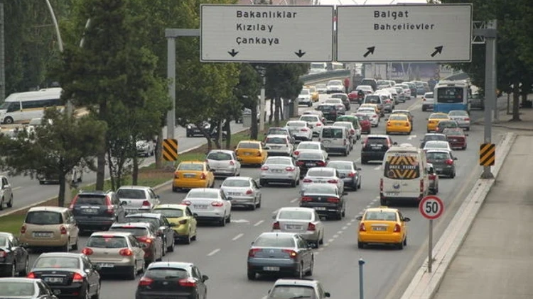 Ankara’da 1 Mayıs için yollar trafiğe kapatılacak