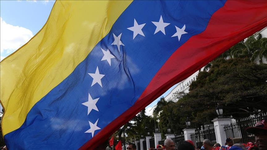 Venezuela’da asgari ücret 240 dolara çıkarıldı