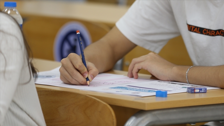 Hafta sonu sınav maratonu: Üç ayrı test birden yapılacak