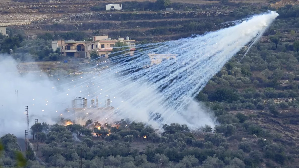 İsrail, Lübnan’da okul ve manastırı yerle bir etti