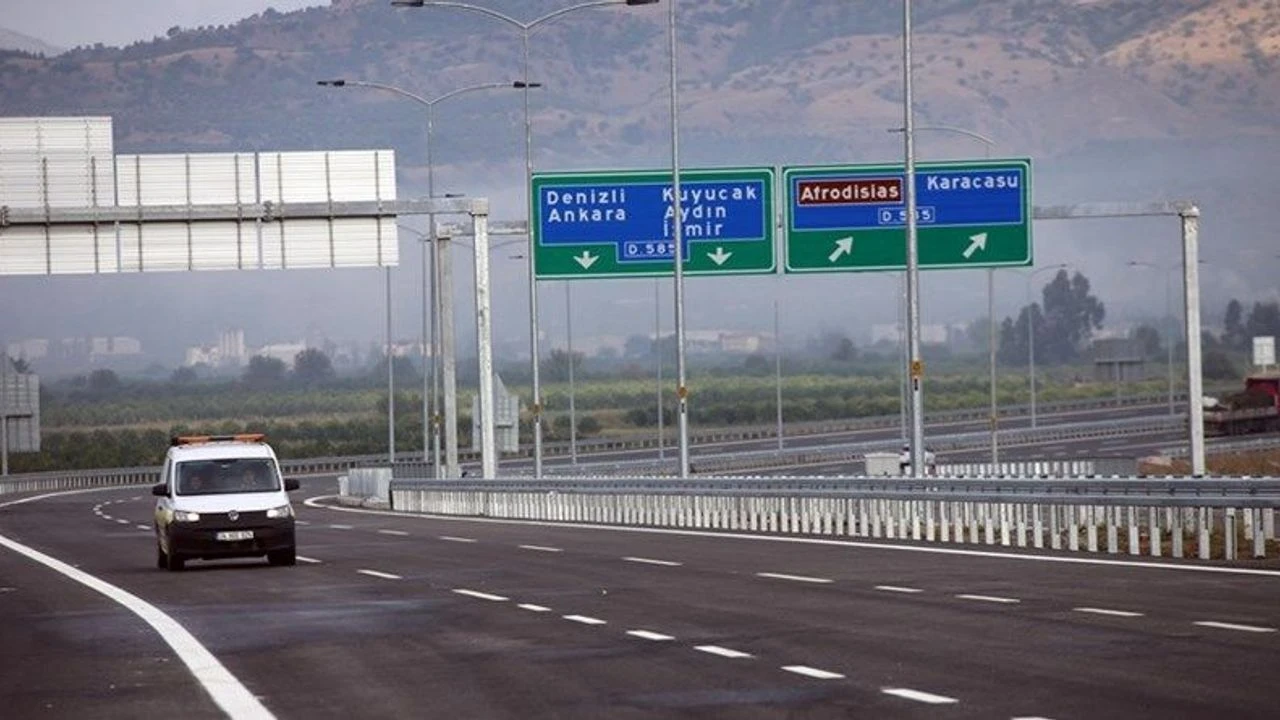 İzmir Çevre Yolu ücretli mi olacak? KGM yanıtladı