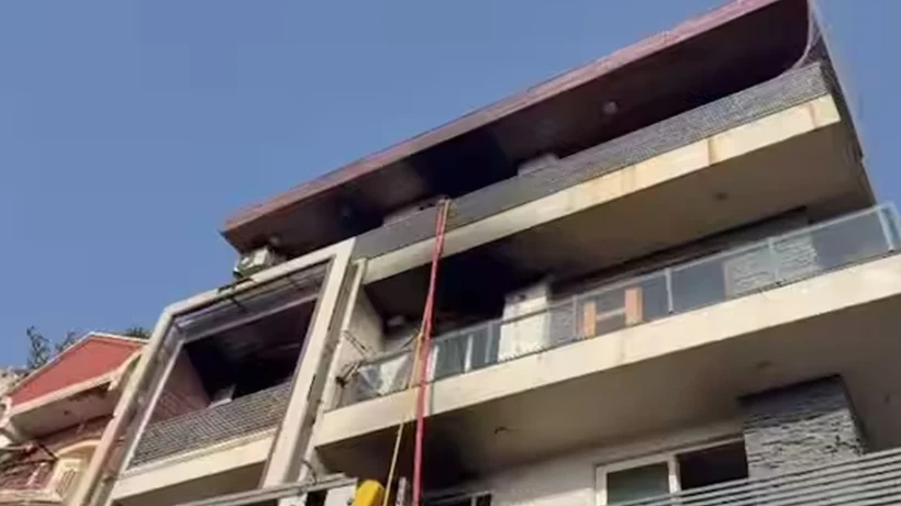 Klima patlaması apartmanı alev topuna çevirdi