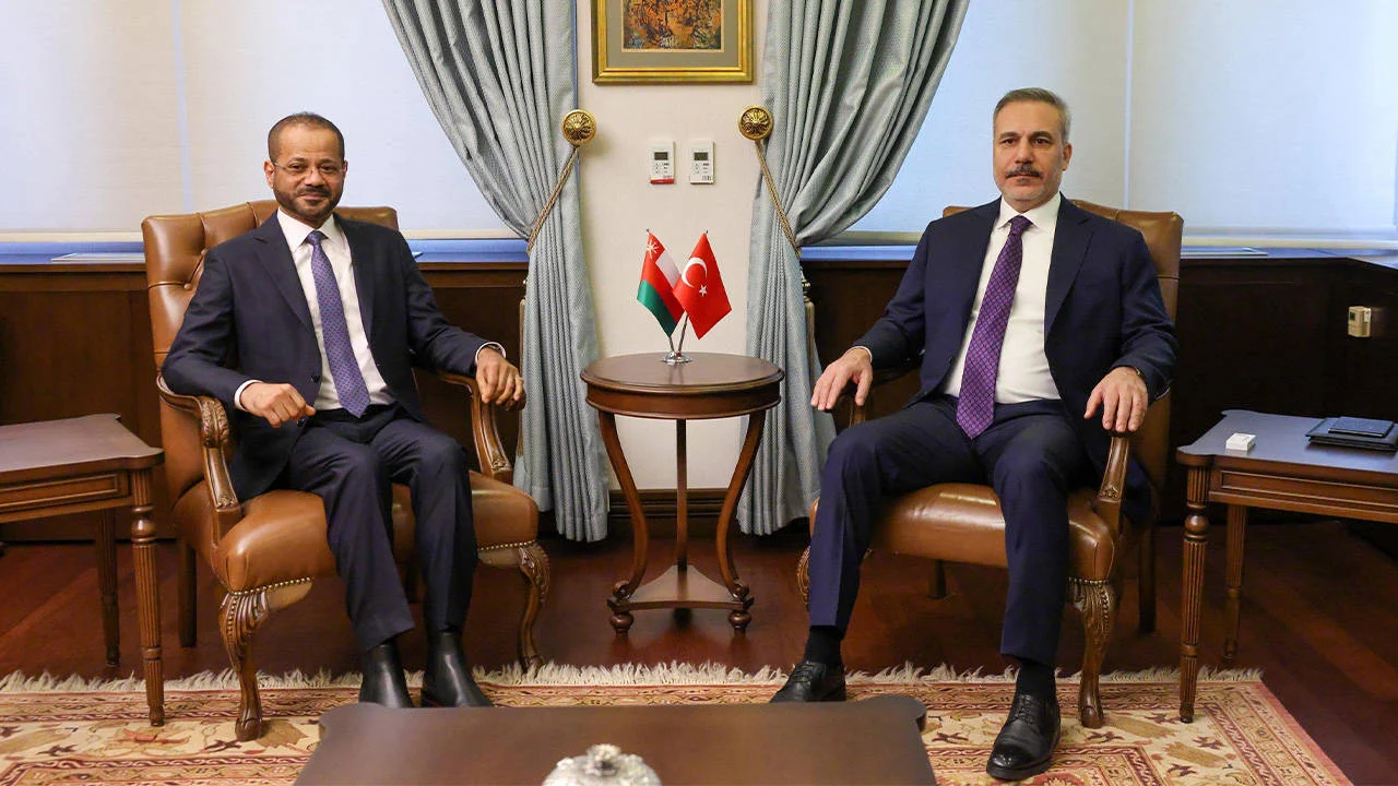 Fidan ve Ummanlı mevkidaşı İran-ABD müzakerelerini görüştü