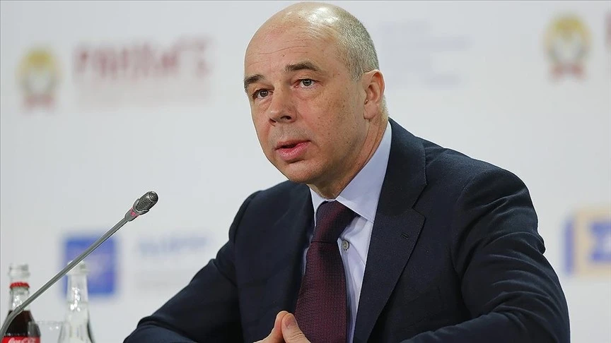 Rusya bütçesine petrol dopingi: 2,7 milyar dolarlık ek gelir