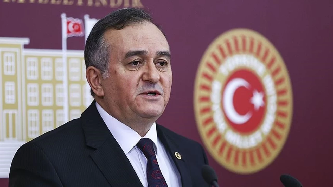 MHP’li Akçay’dan zincir marketlere sert çağrı: Kapatma cezası gündeme gelmeli