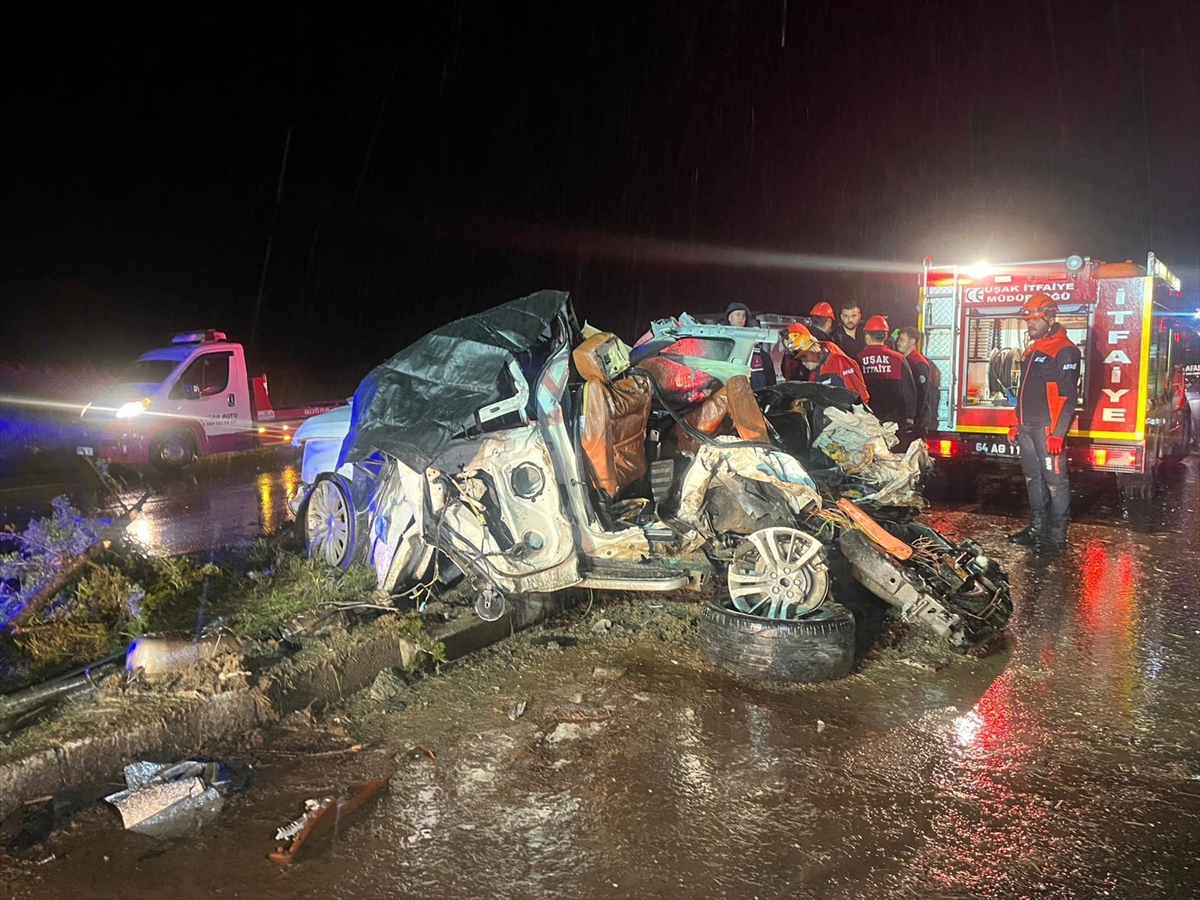 Uşak’ta zincirleme kaza: 4 ölü, 17 yaralı