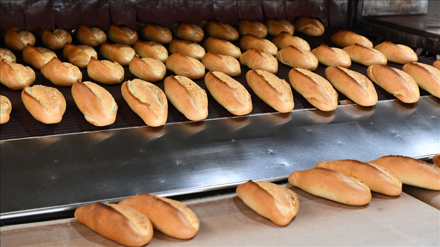 İstanbul’da halk ekmek fiyatı 10 liradan 12,5 liraya çıktı