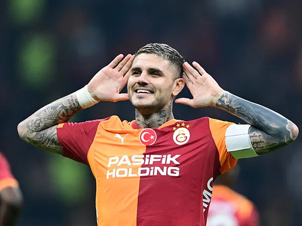 Galatasaray Icardi ile 1 yıllık yeni sözleşme imzaladı