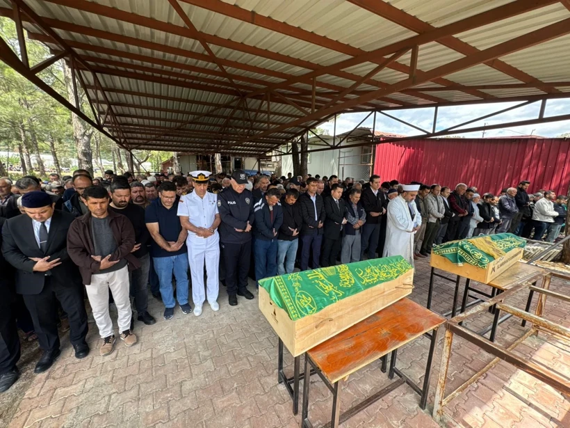 Mersin’de zehirlenme faciası iki kardeşi hayattan kopardı