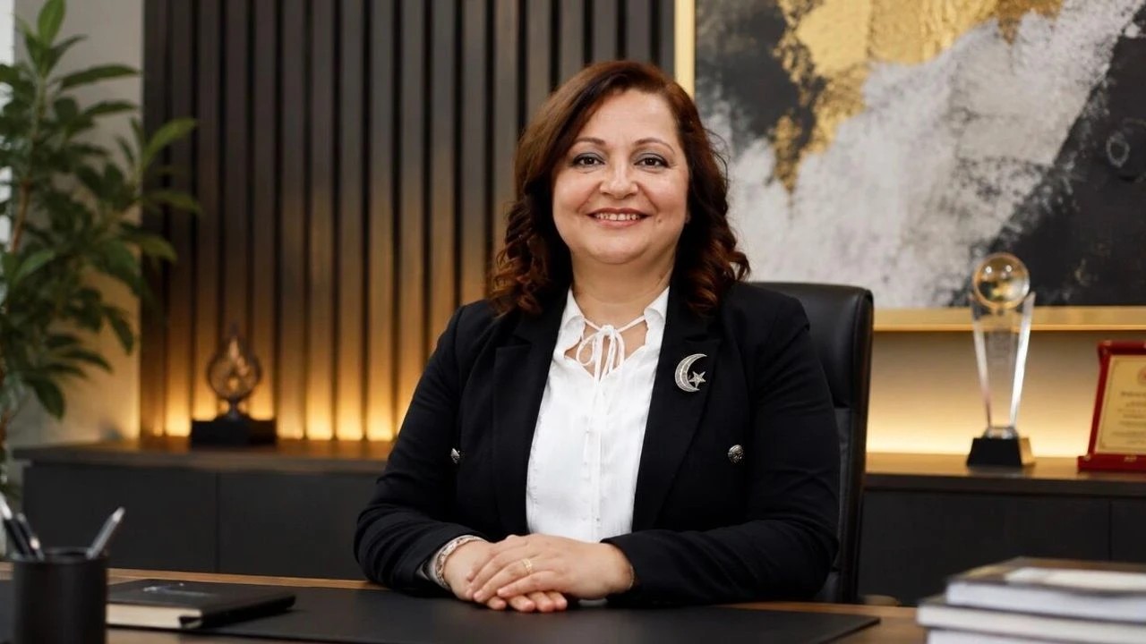 CHP'de deprem: Burcu Köksal AK Parti'ye mi geçiyor?