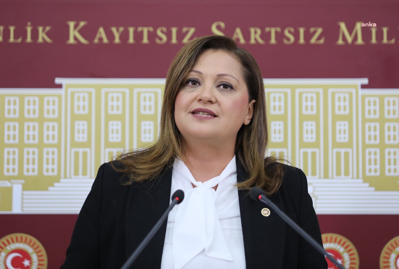Burcu Köksal’ın AK Parti’ye geçişi için rozet takma tarihi iddiası gündemde