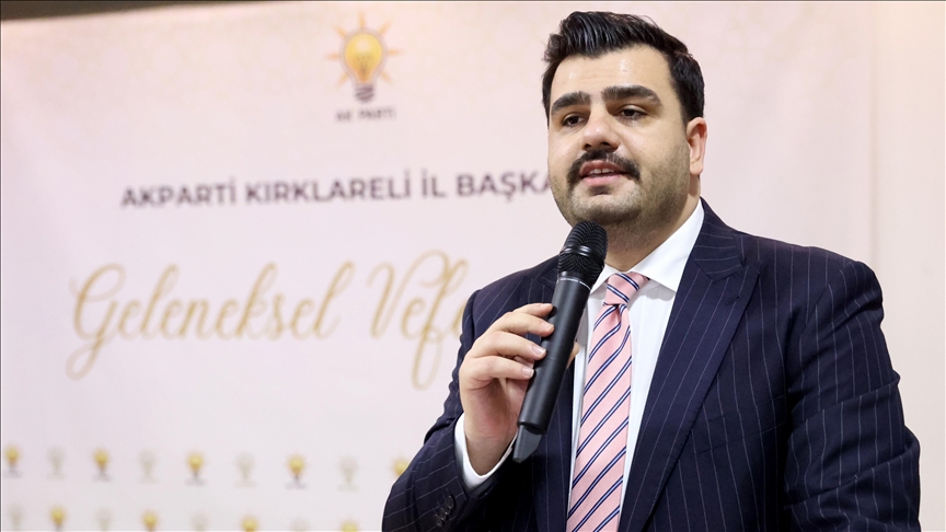 Eyyüp Kadir İnan’dan Özel’e tepki: Kurumsal kimliğimize saldırı var