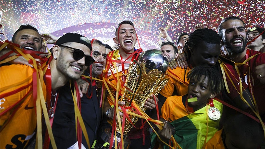 Sarı-kırmızılılar Süper Lig’de tarih yazdı, şampiyon Galatasaray